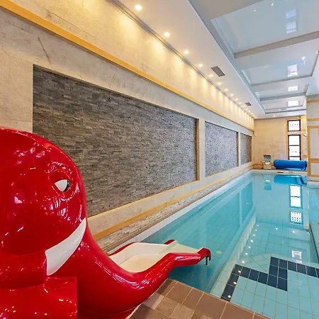 7 Pools Boutique Апартхотел 3*